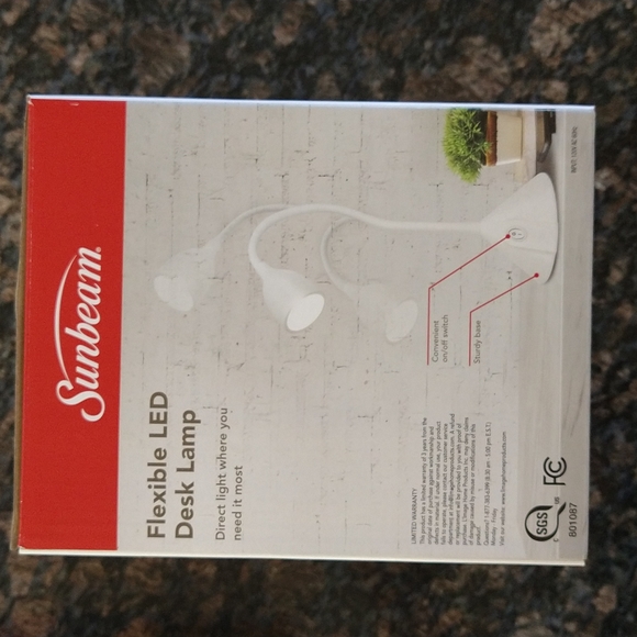 White Flexible LED Desk Lamp Sunbeam ONE New in Box - Picture 4 of 5